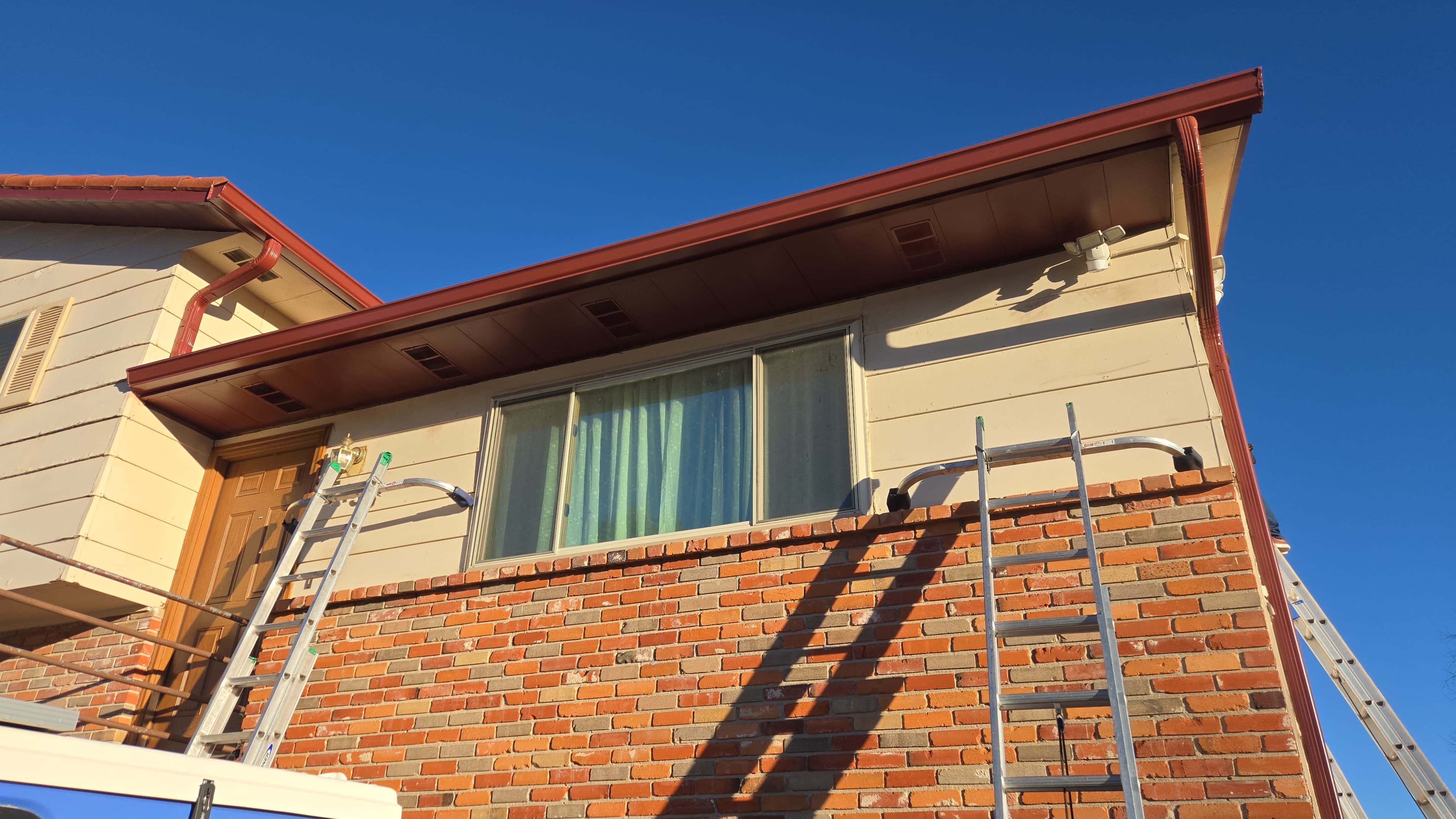 Completed soffit and fascia replacement on a Denver home